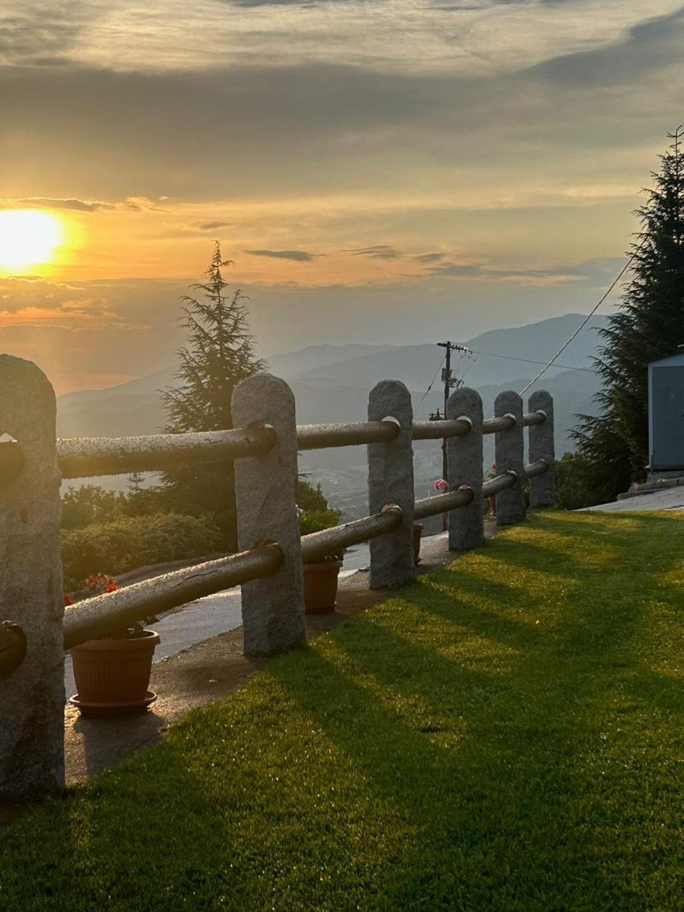 916 Mountain Resort Ксанті Екстер'єр фото